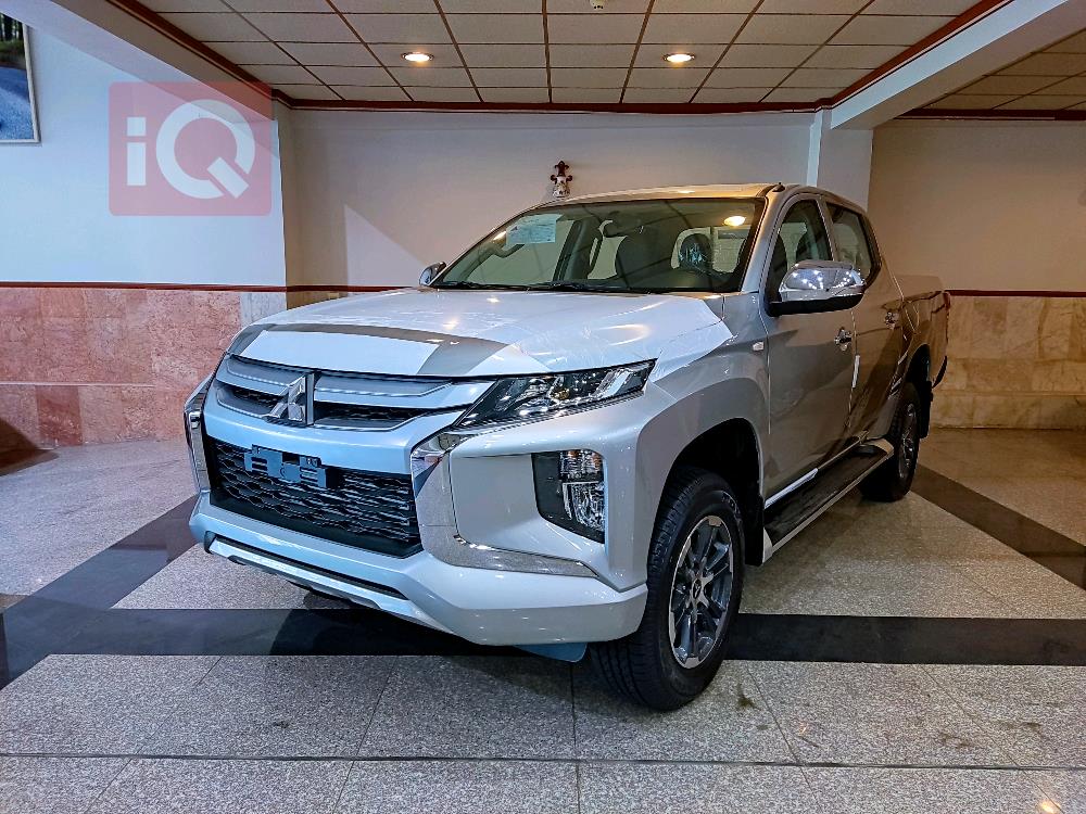 میتسوبیشی L200